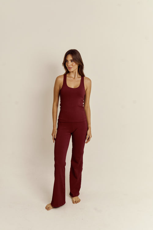 Calça Flare Vinho