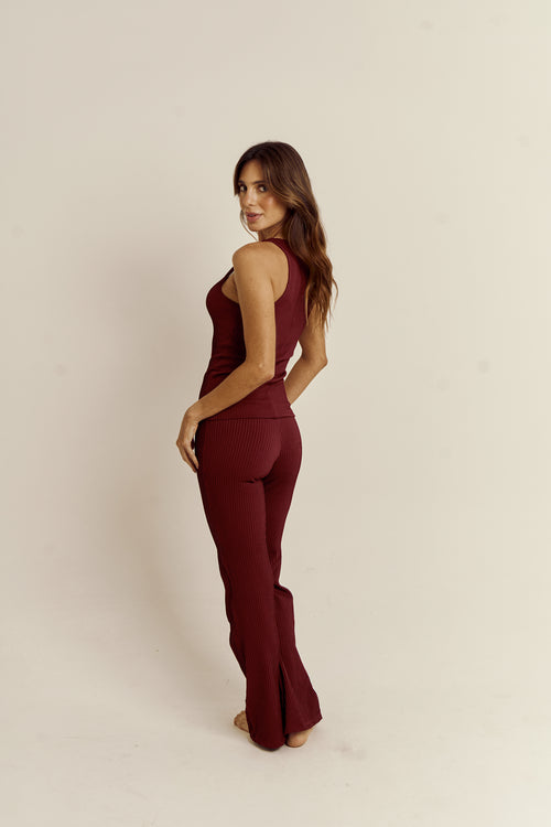 Calça Flare Vinho